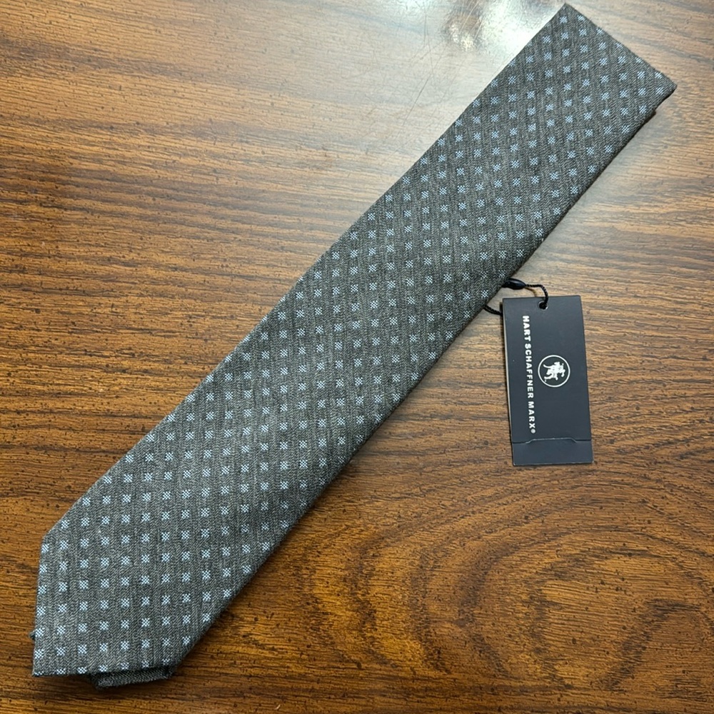 NWT Hart, Schaffner Marx tie new 89.50
